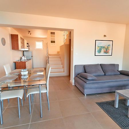 Apartments Eva Savar ภายนอก รูปภาพ